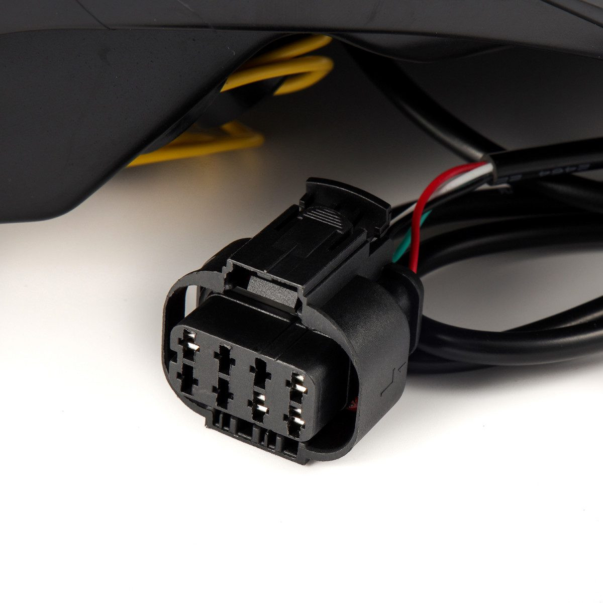 Купити Задні фари GMC Sierra 3500HD 2014-2018 LED LUXX серія чорні AlphaRex RTL-GS14-SA-YW-BS..