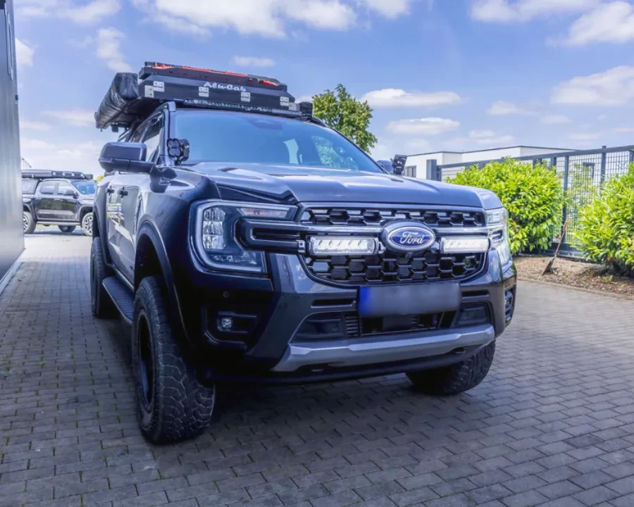 Купить Комплект оптики для Ford Ranger 2023+ в решетку радиатора - LAZER GK-FR-04K