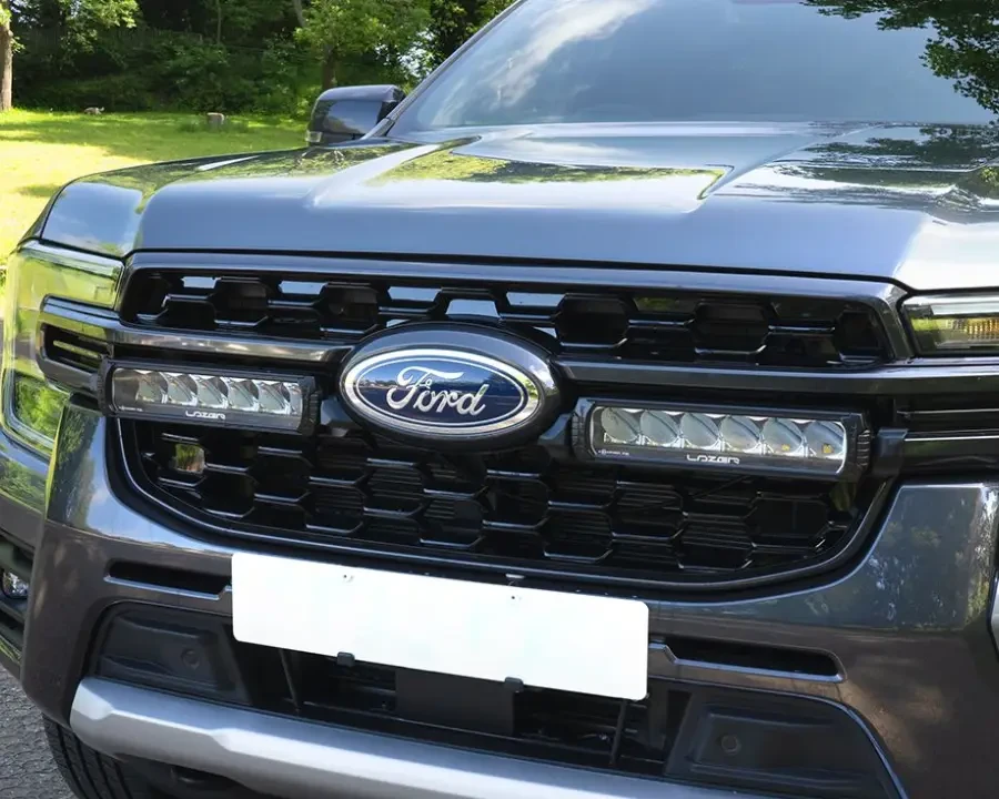 Купить Комплект оптики для Ford Ranger 2023+ в решетку радиатора - LAZER GK-FR-04K
