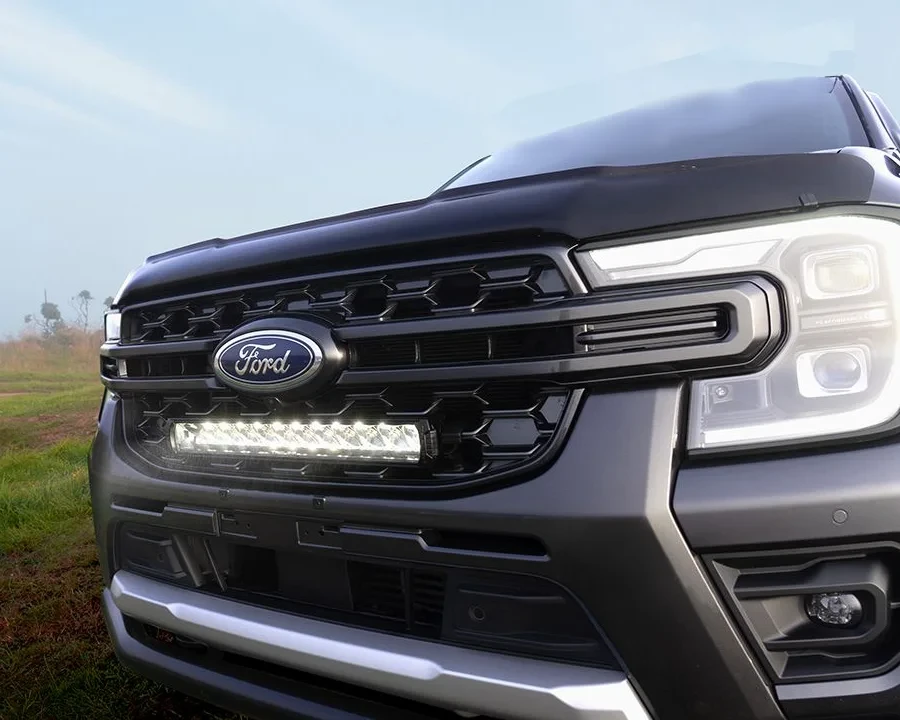 Купить Комплект оптики для Ford Ranger 2023+ в решетку радиатора - LAZER GK-FR-05K