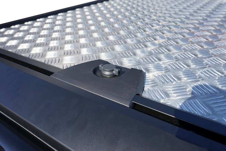 Buy Lid for Ford Ranger Wildtrak DC (15-23) Aluminum Silver from Road Ranger Evo900s