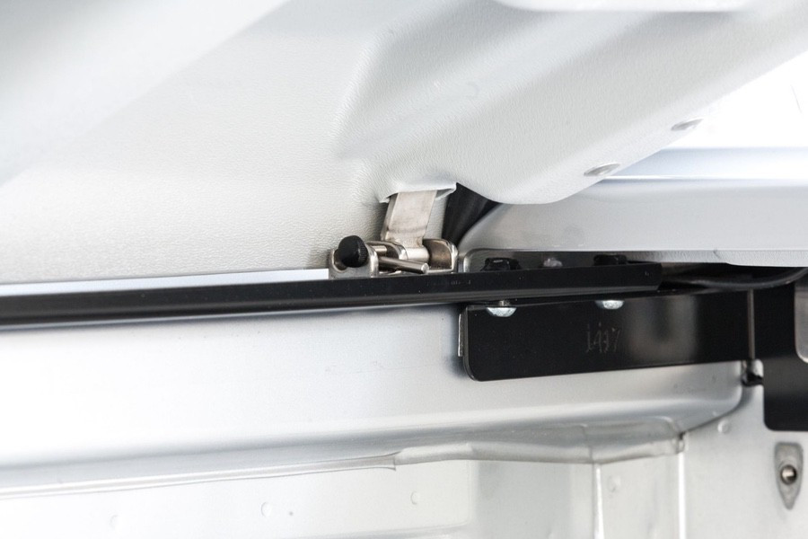 Buy Sportcover Lid with Arcs for VW Amarok DC from Road Ranger 6000501