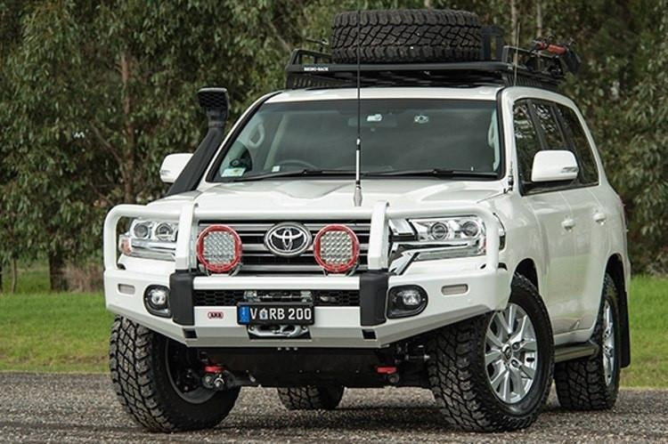 Buy Front power bumper Summit for Toyota Land Cruiser 200