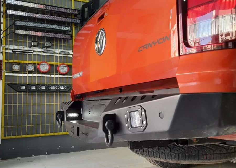 Купити Задній бампер для VW Amarok 2010-2022 AQM-S20