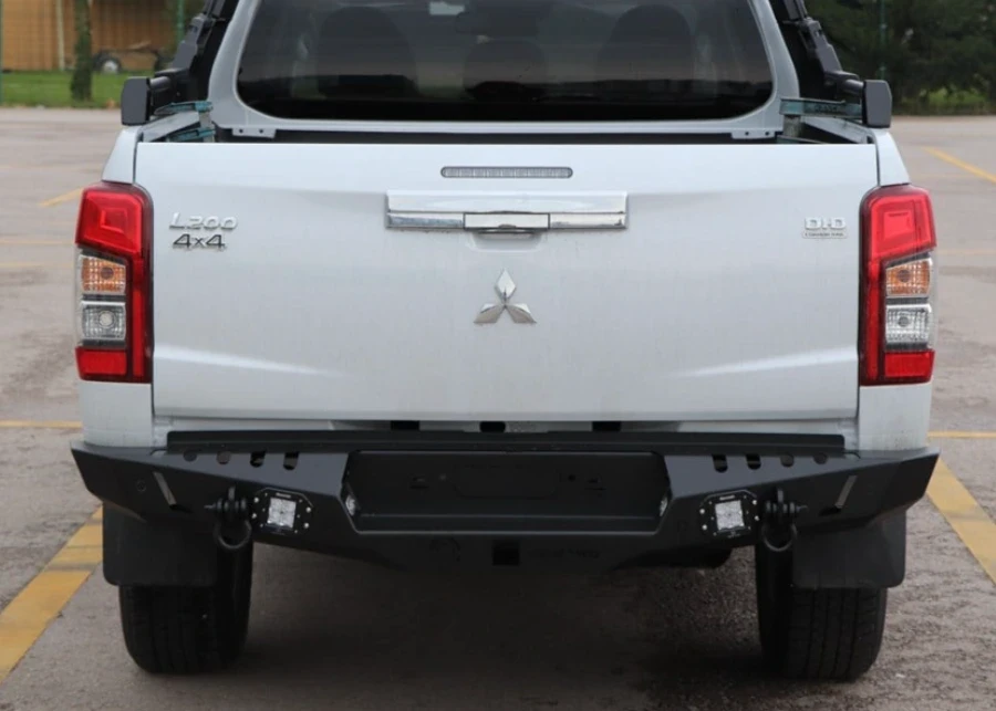 Купити Задній бампер для Mitsubishi L200 2007+ AQM-S20