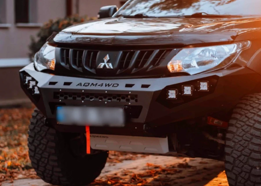 Купити Передній бампер для Mitsubishi L200 2015+ AQM-M50