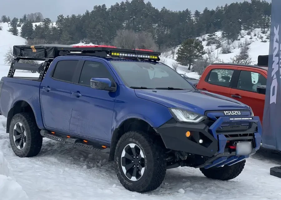 Купити Передній бампер для Isuzu D-Max 2021+ AQM-T50