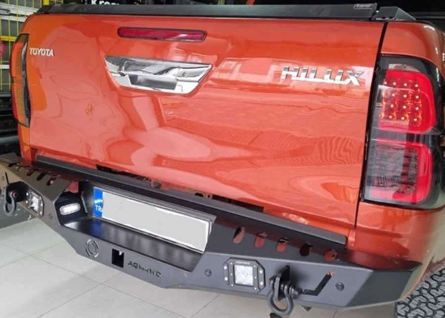 Купити Задній бампер для Toyota Hilux 2010+ AQM-S20