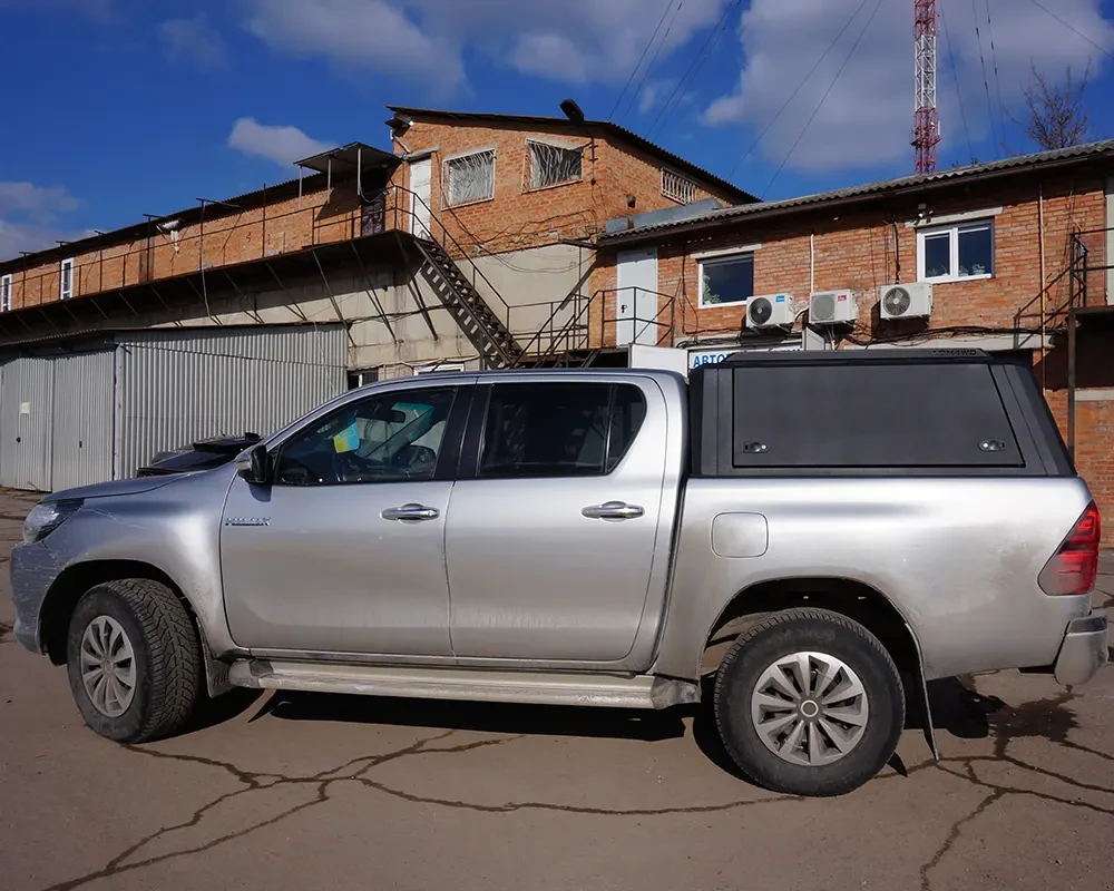 Купити Сталевий кунг на Toyota Hilux 2015+ AQM-T80