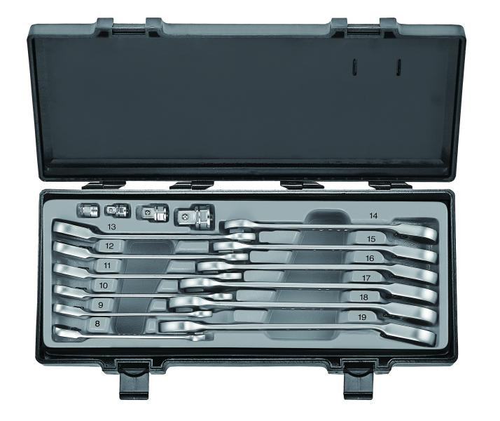 Купить Набор ключей рожково-накидных трещоточных, отогнутых+адаптеры 16 пр. (8-19 мм) (FORCE 5164R)