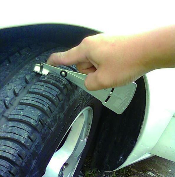 Купить Приспособление для измерения глубины протектора шин и тормозных колодок (FORCE 9B1802)