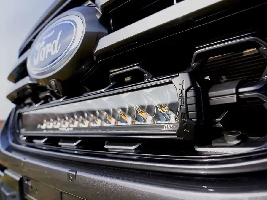 Купить Светодиодная балка Lazer Triple-R 1250 Elite+ 00R12-G2-PLUS-B