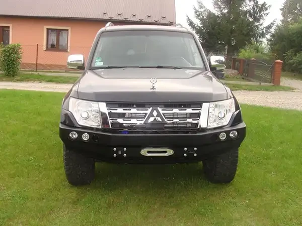 Купить Передний бампер без кенгурятника Mitsubishi Pajero IV 15+ Fabryka 4х4 ZPO