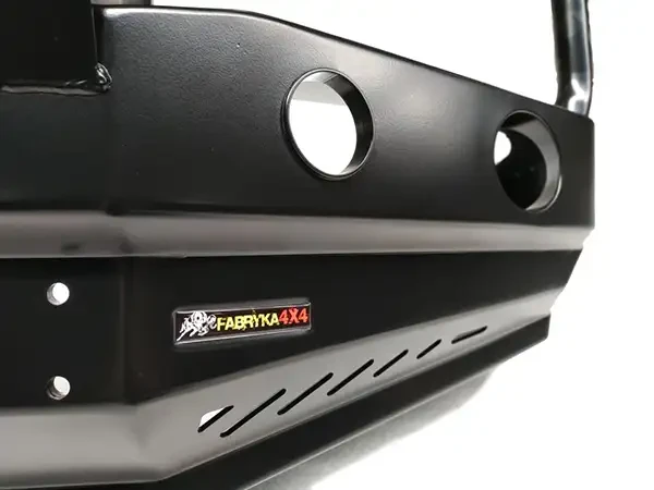 Купити Передній бампер з кенгурятником Nissan Patrol Y61 Fabryka 4х4