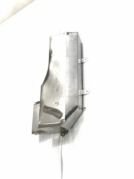 Купити Бак для води 30 л на задню ліву арку Nissan Patrol Y61 Фабрика 4x4