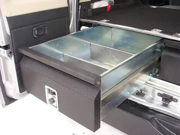 Купити Подвійний висувний ящик Nissan Patrol Y61 Фабрика 4x4