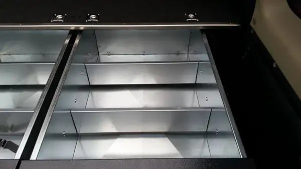 Купити Висувний ящик зі спальним місцем Nissan Patrol Y61 Фабрика 4x4