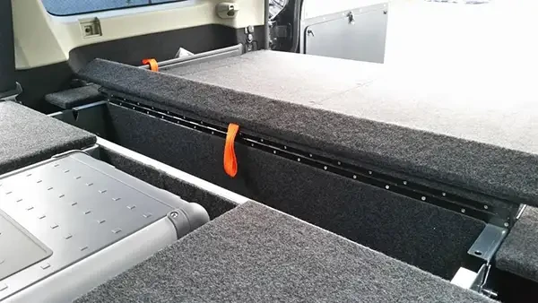 Купити Висувний ящик зі спальним місцем Nissan Patrol Y61 Фабрика 4x4