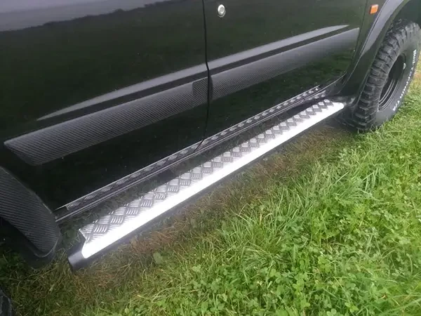 Купити Захисні пороги для Nissan Patrol Y61 довга база Fabryka 4х4