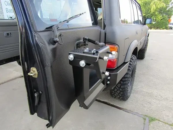 Купити Кріплення запасного колеса для Nissan Patrol Y61 Fabryka 4х4