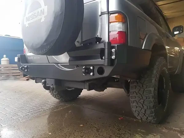 Купити Кріплення запасного колеса для Nissan Patrol Y61 Fabryka 4х4