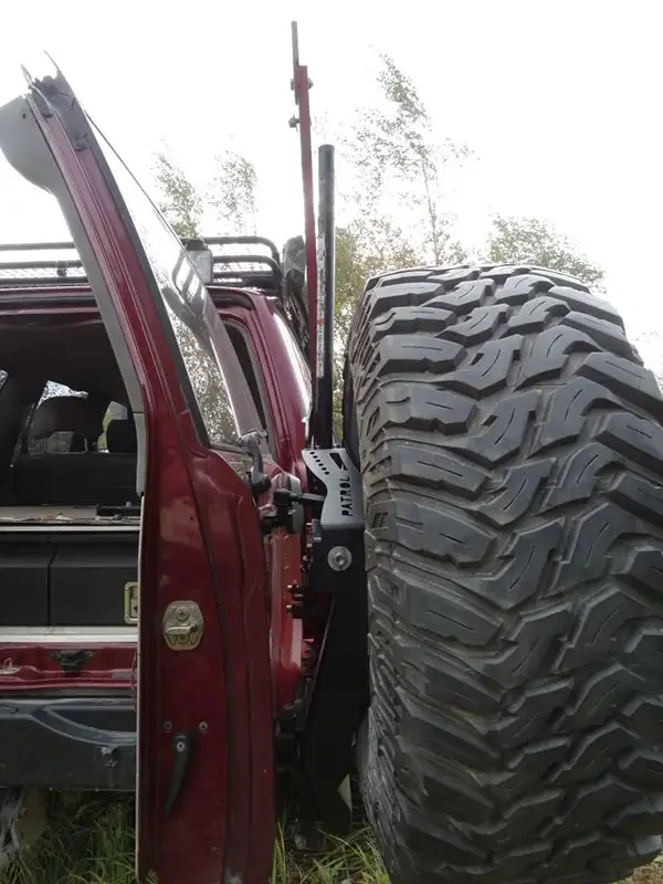 Купити Тримач домкрата hi-lift до кріплення запасного колеса F4X4 для Patrol Y61