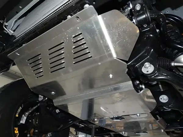 Buy Engine Protection under the power bumper Toyota Hilux 16- Fabryka 4x4