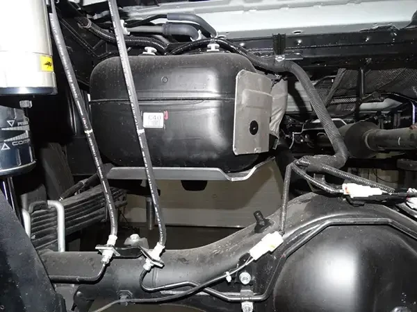 Купити Захист паливного бака Toyota Hilux 16-19 Fabryka 4х4