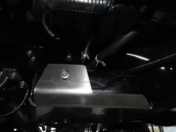 Купити Захист паливного бака Toyota Hilux 16-19 Fabryka 4х4