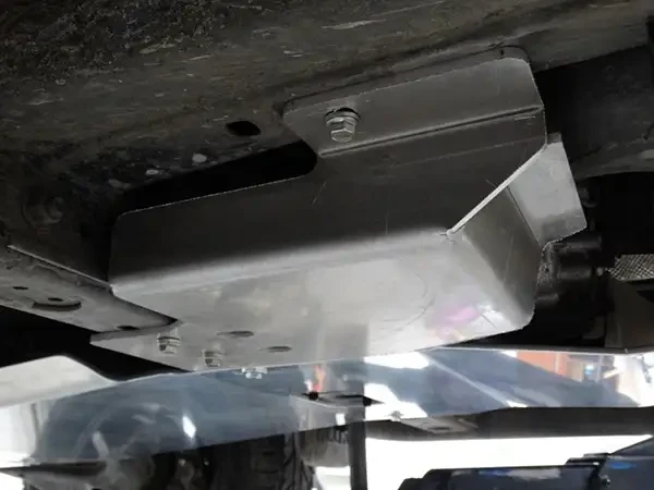 Купити Захист бака AdBlue Toyota Hilux 16-19 Fabryka 4х4