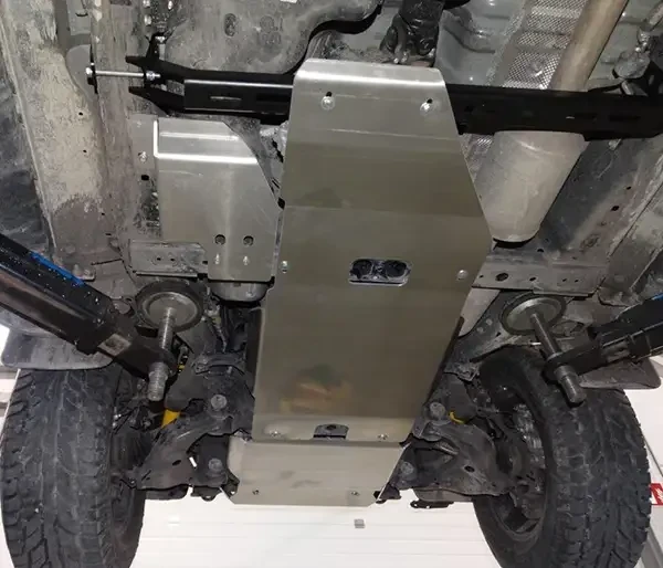 Купити Захист бака AdBlue Toyota Hilux 16-19 Fabryka 4х4