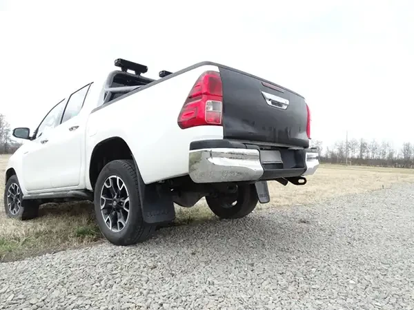 Купити Буксирувальні вушка комплект для Toyota Hilux 16+ Fabryka 4х4