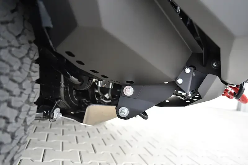 Купити Передній бампер standard для Toyota Hilux 20+ Fabryka 4х4