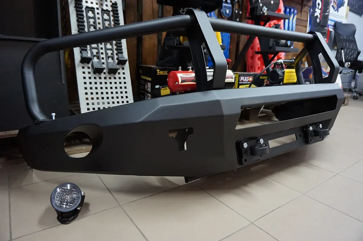 Купити Кенгурятник для бампера standard для Toyota Hilux 20+ Fabryka 4х4