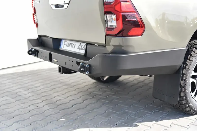 Купити Задній бампер довгий без ламп для Toyota Hilux 20+ Fabryka 4х4
