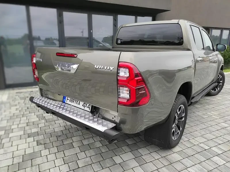 Купити Задній бампер трубчастий для Toyota Hilux 20+ Fabryka 4х4