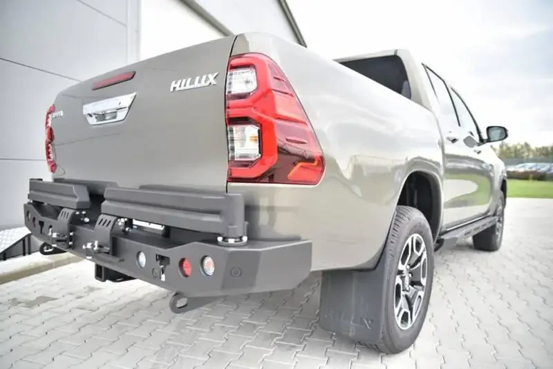 Купить Выносное крепление к заднему бамперу правое Toyota Hilux 20+ Fabryka 4х4