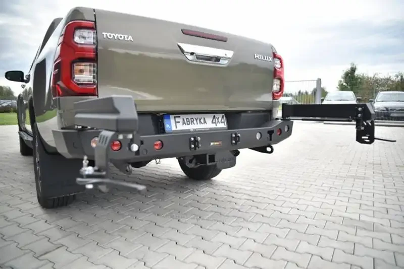 Купити Виносне кріплення до заднього бампера ліве Toyota Hilux 20+ Fabryka 4х4