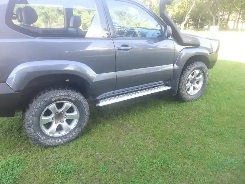 Купити Захисні пороги для Toyota Prado 125 02-09 F4X4