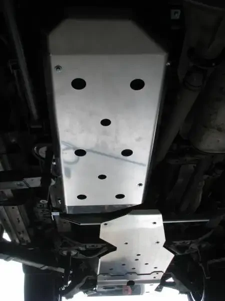 Купить Защита топливного бака для Toyota Prado 150 09-17 F4X4