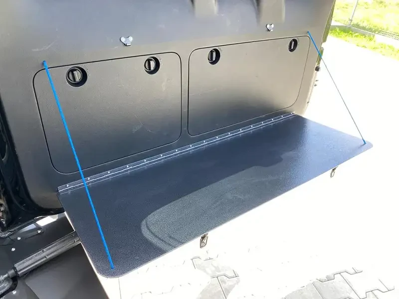 Купити Стіл на задні дверцята алюмінієвий для Toyota Prado 150 13-17 F4X4