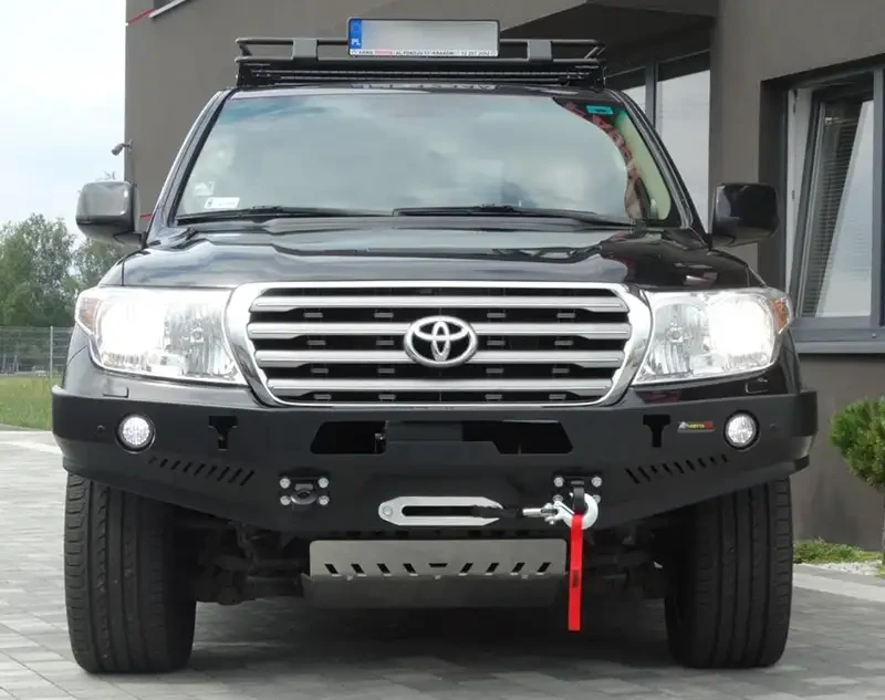 Купити Передній бампер без кенгурятника 10th для Toyota LC 200 F4X4