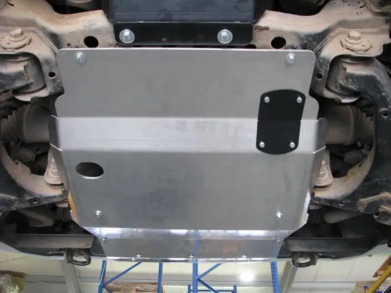 Buy Engine Protection under the original Toyota LC 200 diesel f4x4