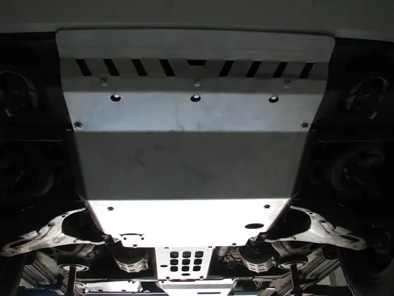 Buy Engine Protection under the original Toyota LC 200 diesel f4x4