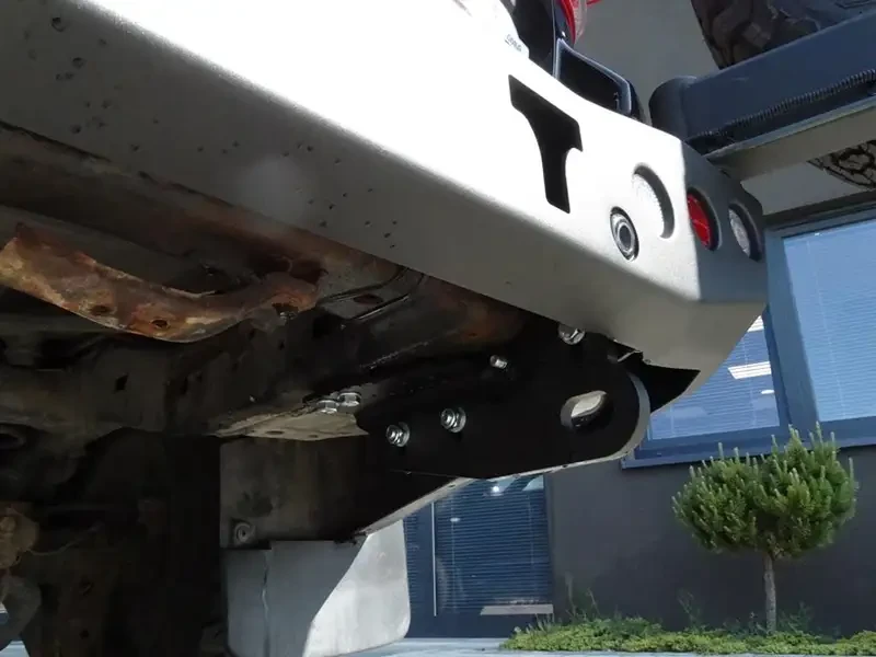 Buy Towing mounts under the back bumper Toyota LC 200 F4X4