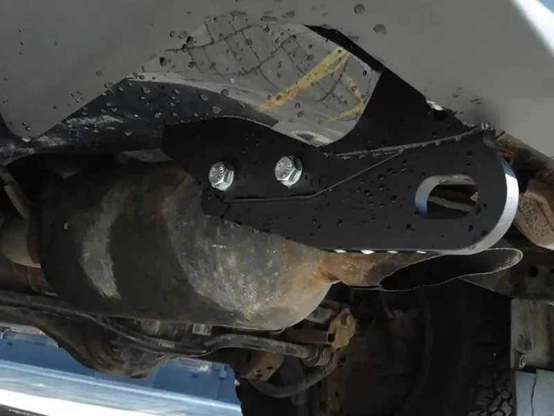 Buy Towing mounts under the back bumper Toyota LC 200 F4X4