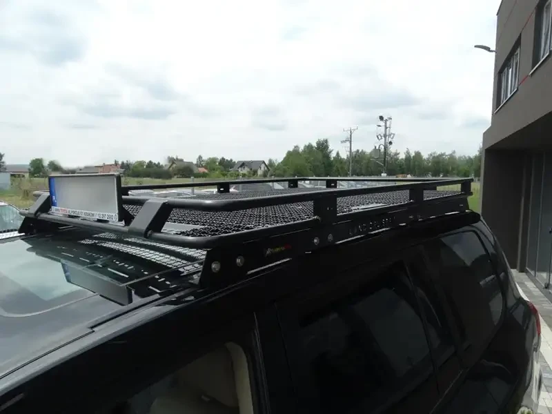 Buy A cargo cart with a Toyota LC 200 F4X4 grid