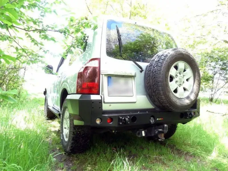 Купити Задній бампер Mitsubishi Pajero 99-06 коротка колісна база F4X4