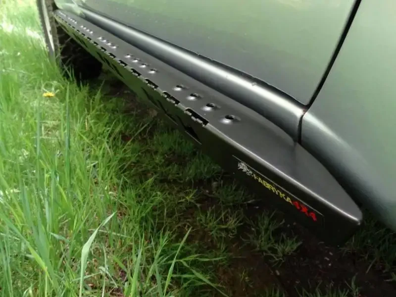 Buy Protective Thresholds for Mitsubishi Pajero III 99-06 Short Base F4X4