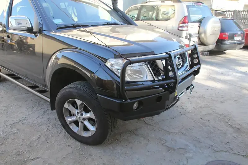 Купити Передній бампер з кенгурятником Nissan Navara D40 / Pathfinder F4X4